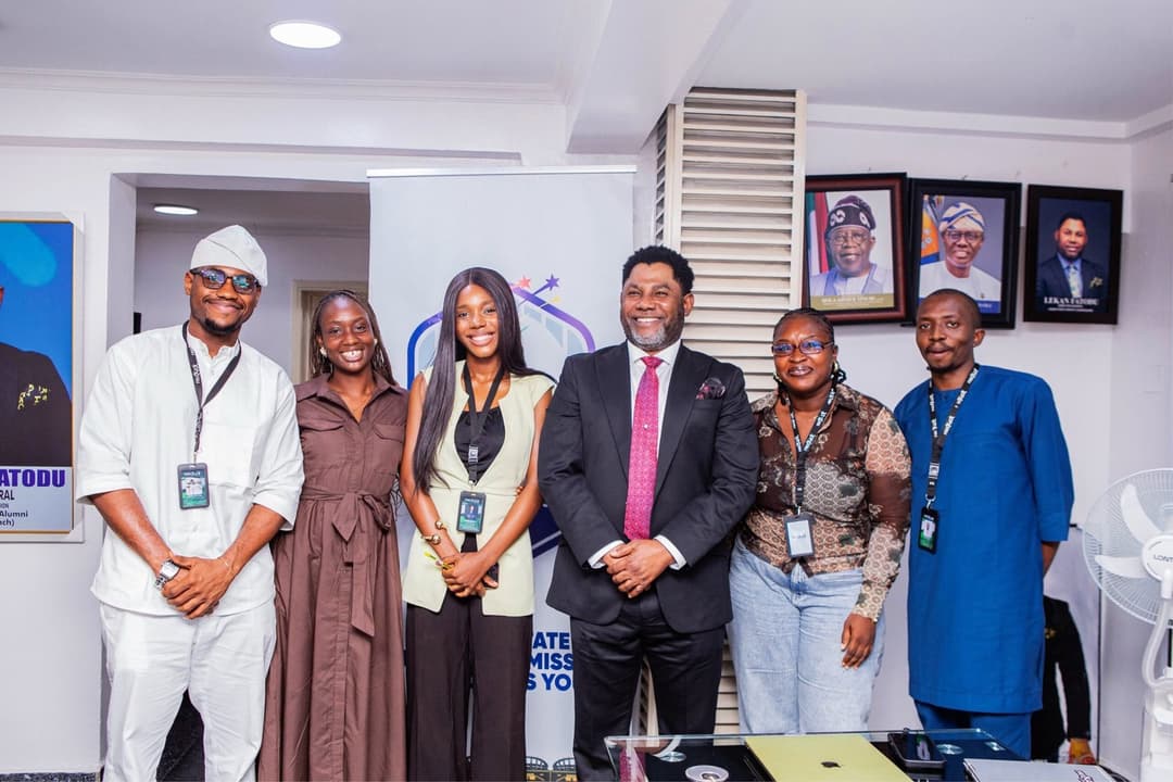 With the Lagos State Sports Commission. 🏟️